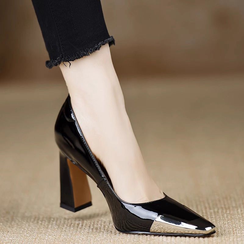 Leather Work Outfit - FHC 2025 뉴 스퀘어 메탈 토