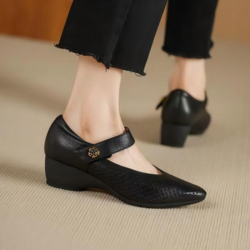 Leather Work Outfit - 여성 여름 부드러운 가죽 뾰족한 앞코
